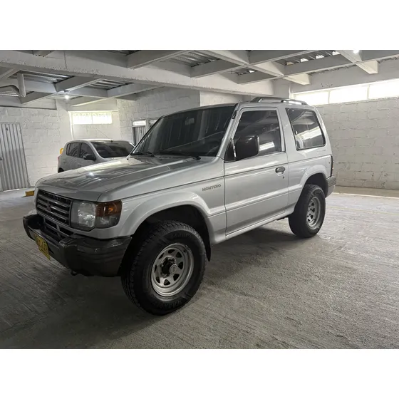 Mitsubishi Montero 2.400 Inyección