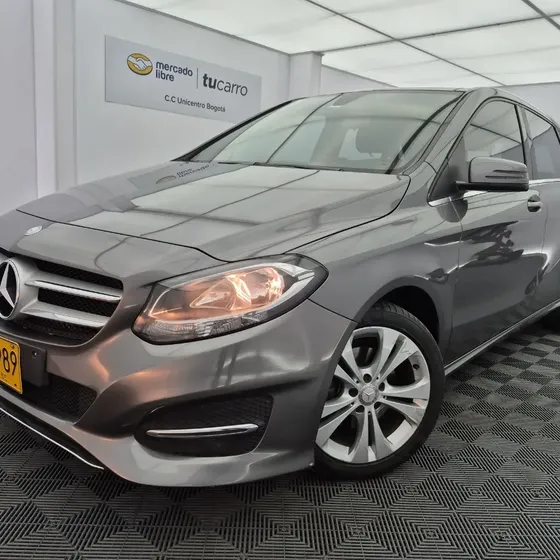 Mercedes-Benz Clase B 2018 180 1.6 At