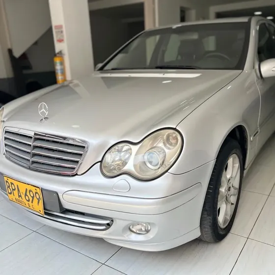 Mercedes-Benz Clase C 2005 1.8