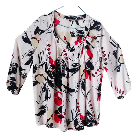Bella Blusa Flores Manga 3/4 Europea Elegante Fresca Talla L