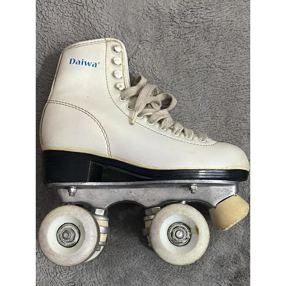 Patines Profesionales Daiwa 34 Usados En Muy Buen Estado