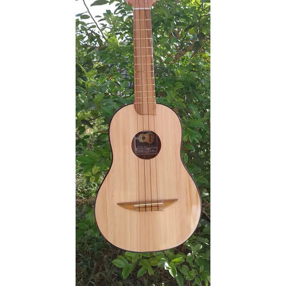 Ukelele Tamaño Concierto
