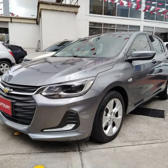 Chevrolet Onix 2021 1.0t Premier Hatch At