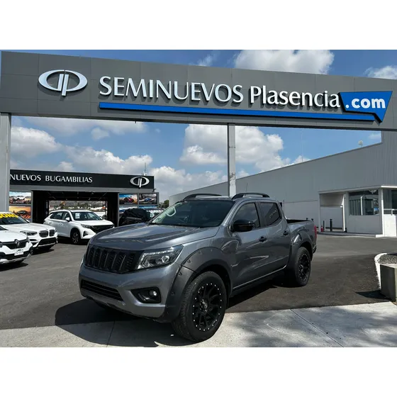 Nissan Frontier 4p Platinum Le L4/2.5 Man