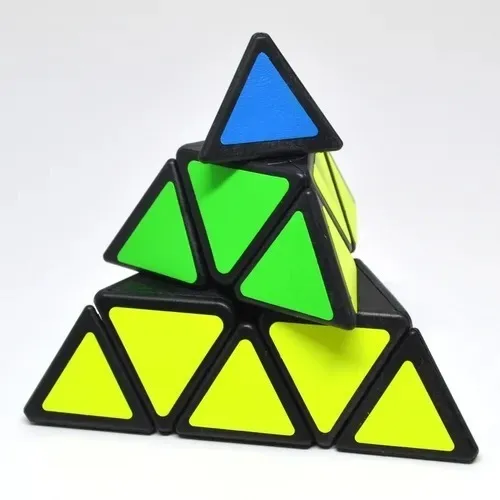 Cubo Magico Triangulo Piramide Profissional 3x3x3