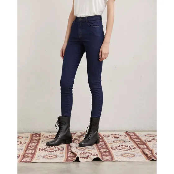 Basic Taylor Jeans Wanama Oficial