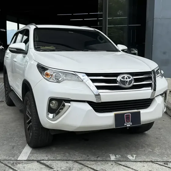 Toyota Fortuner 2017 2.7l 4x2 At