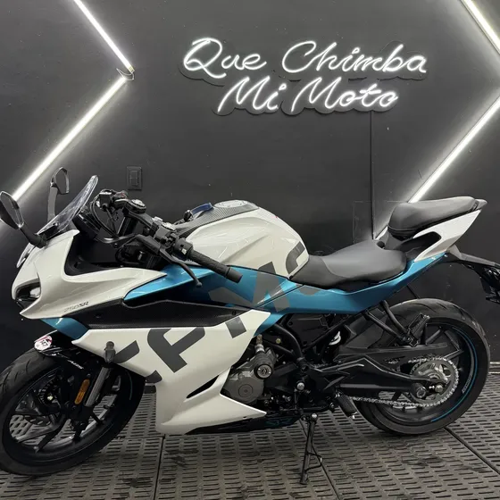 Cfmoto 250sr