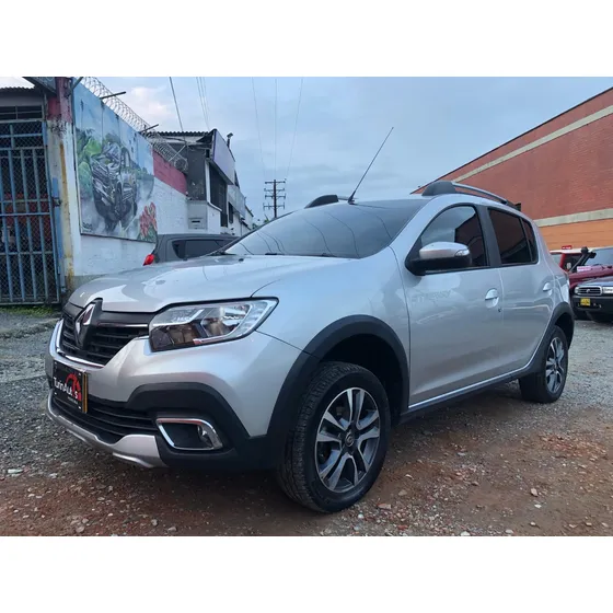 Renault Stepway 1.6 Dynamique / Intens Automática