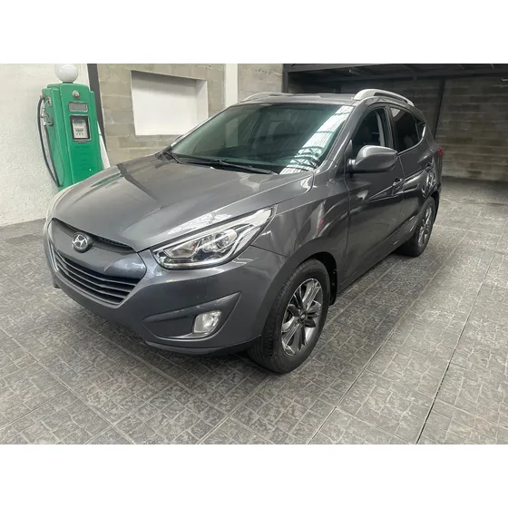 Hyundai Tucson 2.0 Gl 6at 2wd