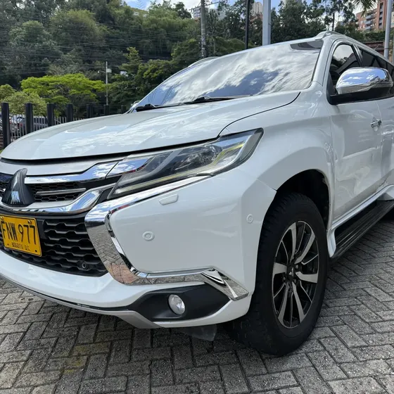 Mitsubishi Montero Sport 2019 3.0 Gls Gasolina 4x4 Blindaje 2 Plus