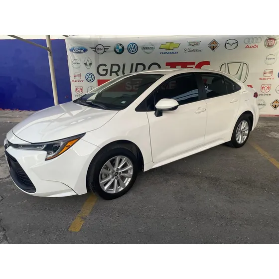 Toyota Corolla 2.0 Le At