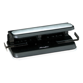 Perforadora Tres Orificios Acco Swingline P5110 Metalica Color Negro Forma De La Perforación Círculo Perforadora Tres Orificios Acco Swingline P5110 Metalica Color Negro Forma De La Perforación Círculo