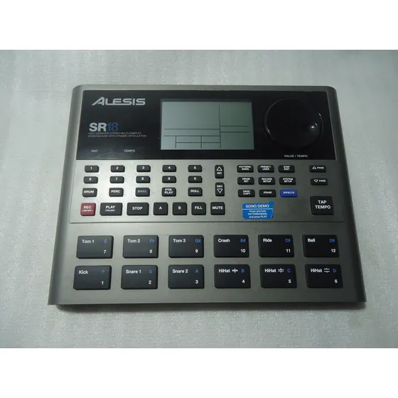Bateria Alesis Sr18 Conservadíssima  E 100% Funcionando !!!!