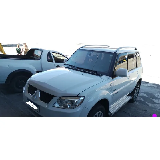 Mitsubishi Pajero Tr4 2.0 Flex Aut. 5p
