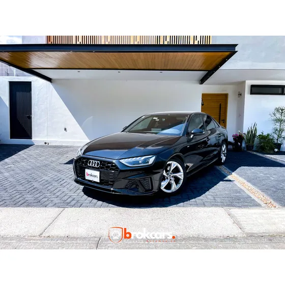 Audi A4 2.0 T S Line 190hp Dsg