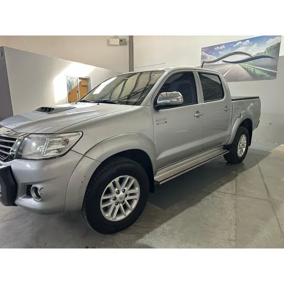 Toyota Hilux Pick-up 3.0 Cd Srv Cuero 171cv 4x2 - E4