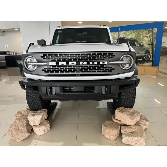Ford Bronco 2.7 Badlands 4p