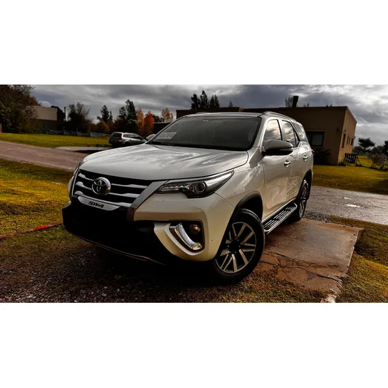 Toyota Sw4 2.8 Srx 177cv 4x4 7as At