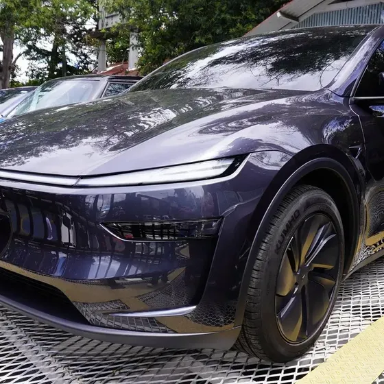 Tesla Model Y 2026 0.0 Rwd