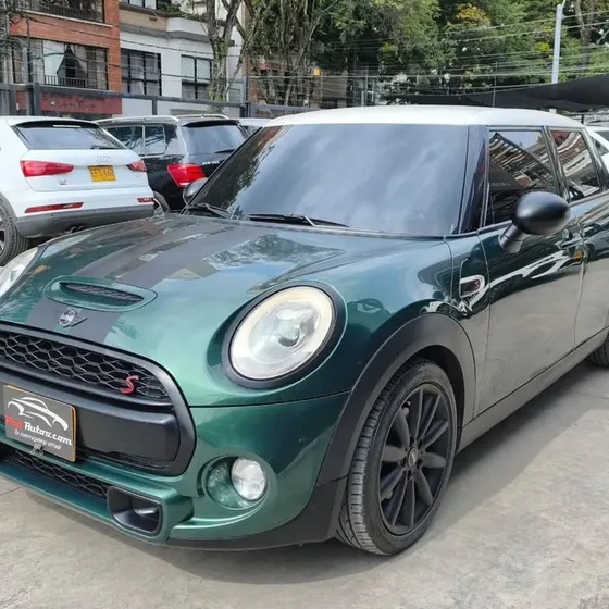 Mini Cooper 2016 F55 S Cooper Peeper Tp 2000cc T 5p