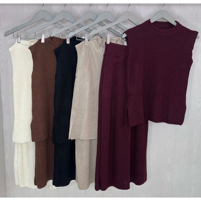 Conjunto Feminino Saia Longa E Blusa Tricot Elegante Inverno Conjunto Feminino Saia Longa E Blusa Tricot Elegante Inverno