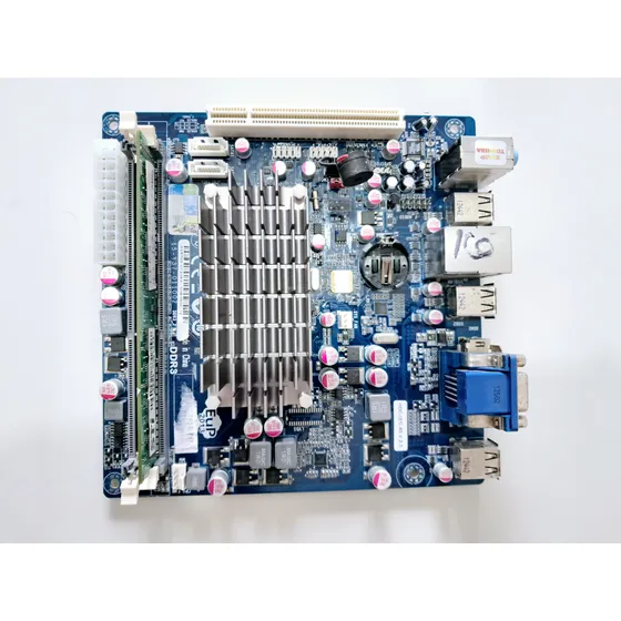 Kit Placa Mãe Eup + Memória 4gb E Processador Embutido
