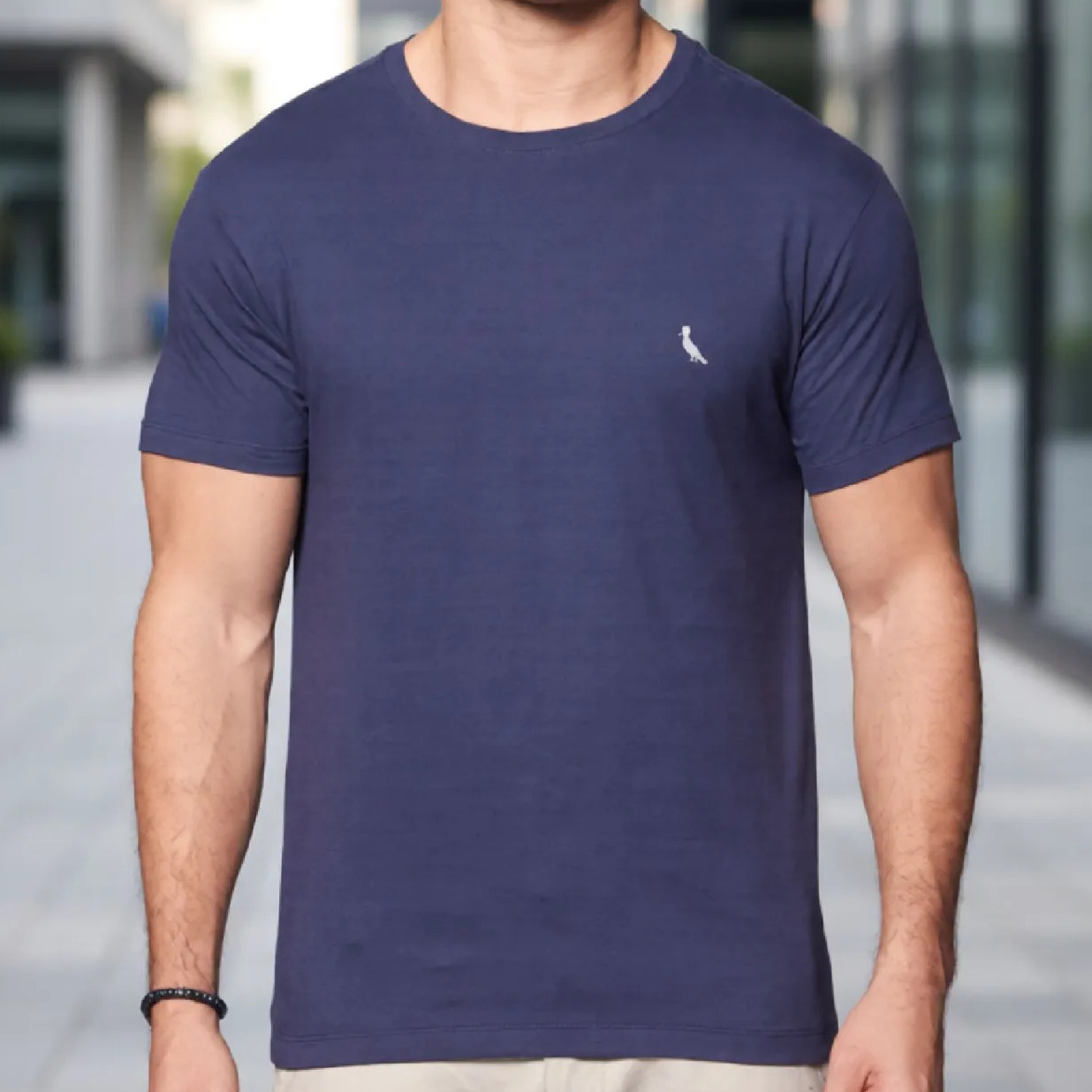 Camiseta Regular Essence Reserva Masculina Marinho T-shirt Lisa G Liso Camiseta Regular Essence Reserva Masculina Marinho T-shirt Lisa G Liso