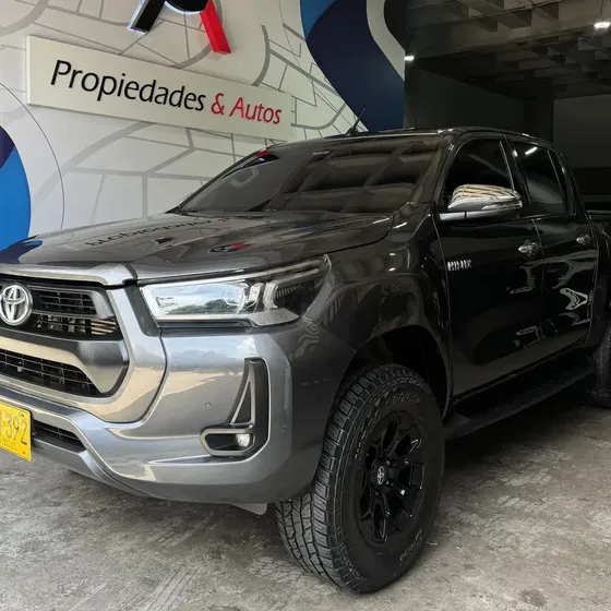 Toyota Hilux 2021 2.4