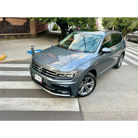Volkswagen Tiguan 1.4 R-line