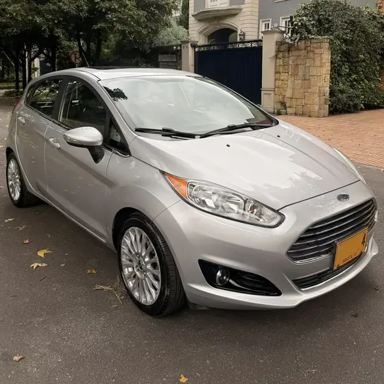 Ford Fiesta 2016 1.6 Hatchback Titanium