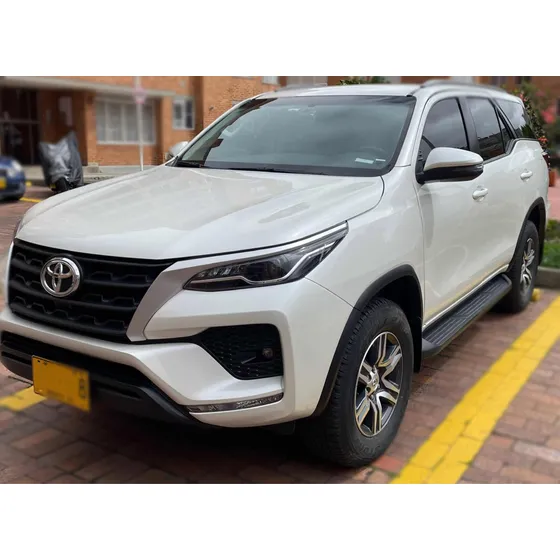 Toyota Fortuner 2.4 Street At 7as