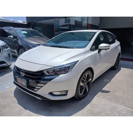 Nissan Versa 1.6 Exclusive At