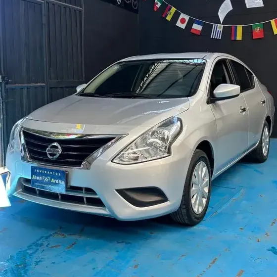 Nissan Versa 2018 1.6 Drive