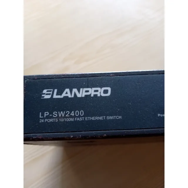 Swicth Slanpro De 24 Puertos Cableado Cat6.  Usado 