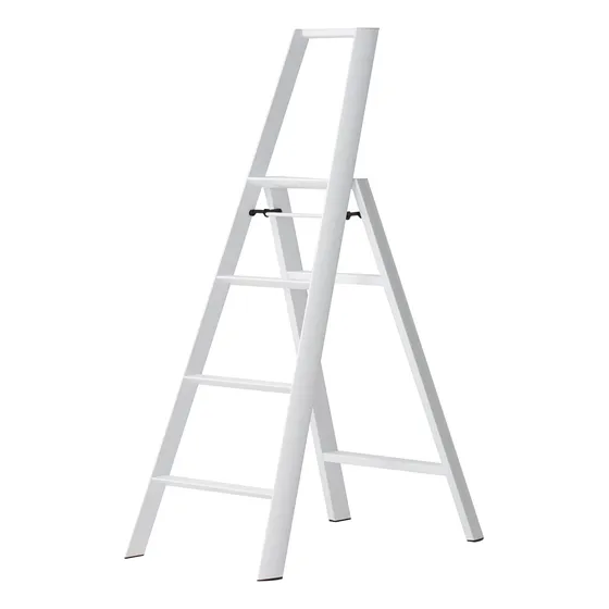 Escalera De Paso Hasegawa 4 Escalones Blanca 6.65 Kg