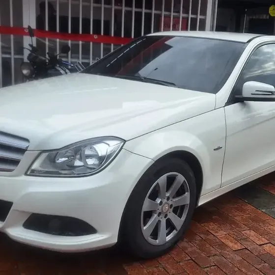 Mercedes-Benz Clase C 2012 1.8 180 Cgi Blueefficiency