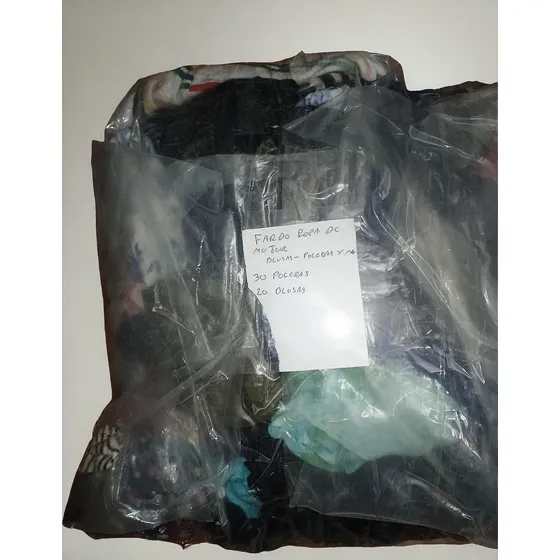 Fardo De Ropa De Mujer Poleras Y Blusas Agua