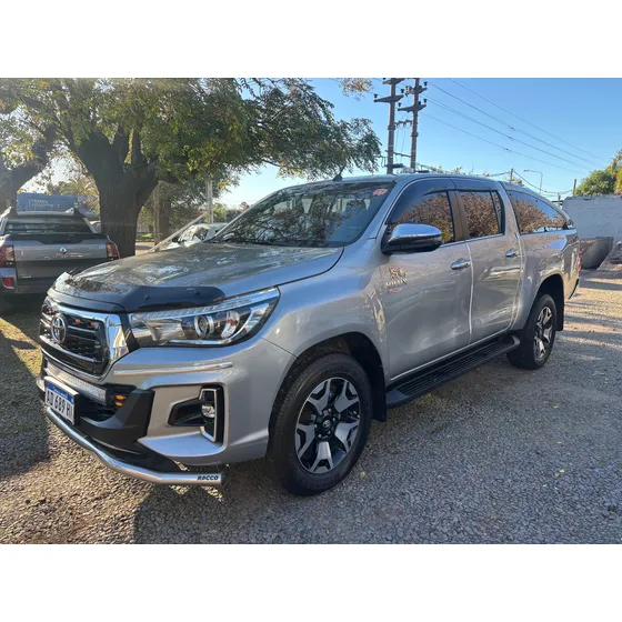 Toyota Hilux Pick-up 2.8 Cd Srx 177cv 4x4 At