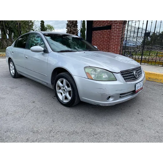 Nissan Altima 2.5 Se Aa Ee Cd Piel Qc At