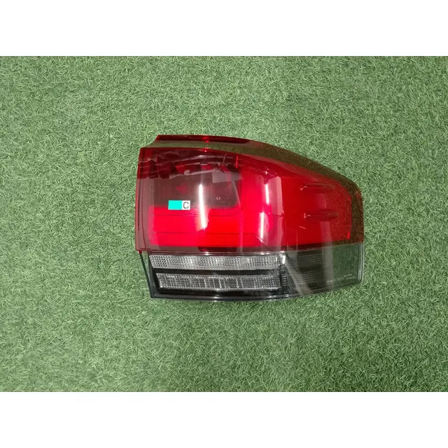 Stop Guardafango Derecho Toyota Roraima Lc300 2021-2024
