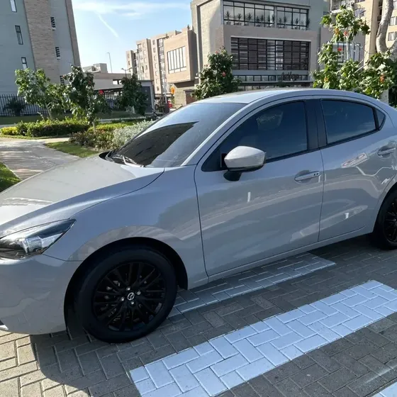 Mazda 2 2024 1.5 Grand Touring Sedan Carbon Edition