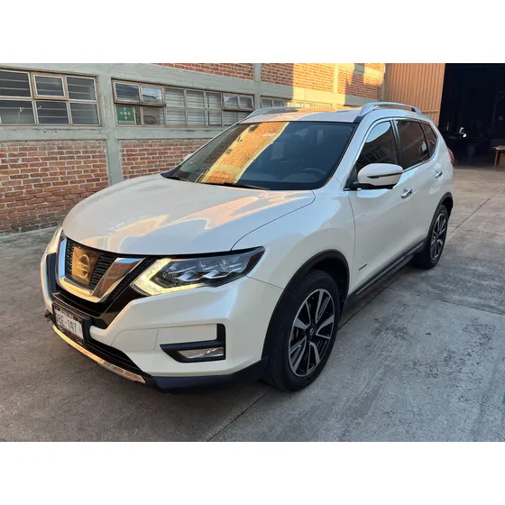 Nissan X-trail 2.0 Exclusiv 2 Row Hybrid