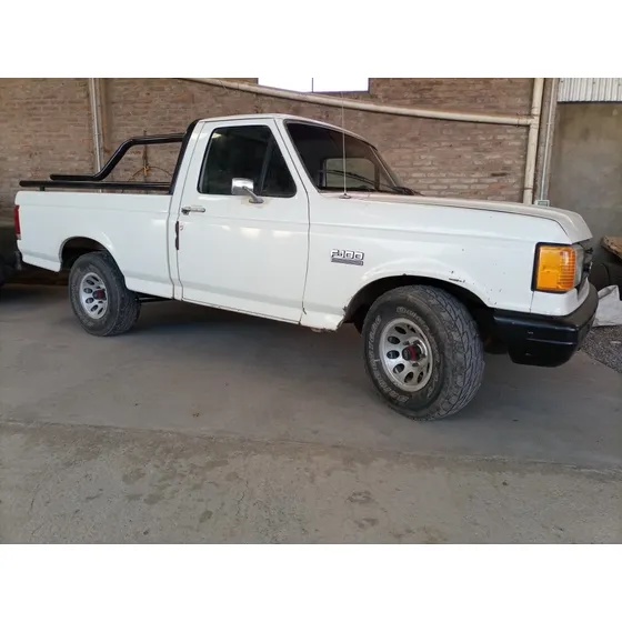 Ford F-100 3.6