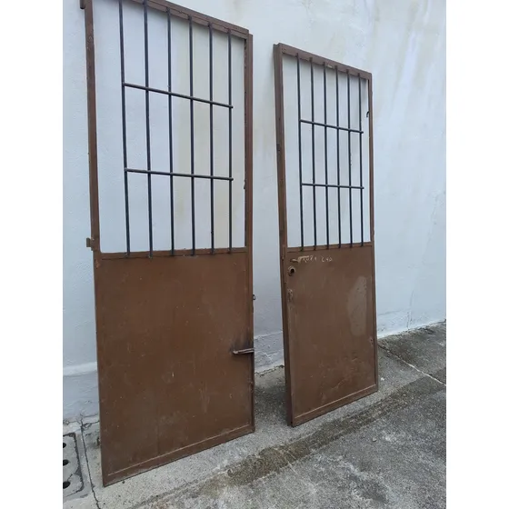 Portón Dos Hojas 240cm X 170cm