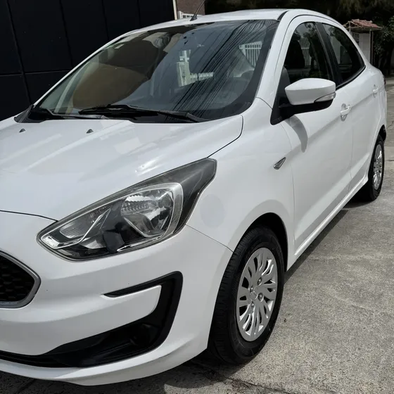Ford Figo 2019 1.5 Impulse Aa Sedan Mt