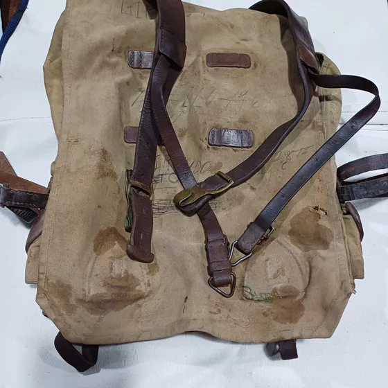 Antigua Mochila De Llanura De Rezagos Militares