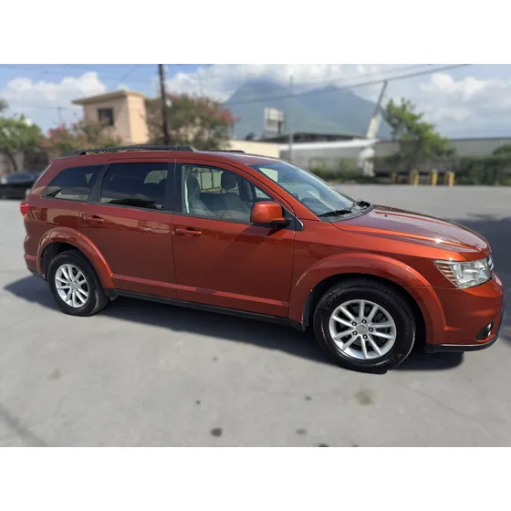 Dodge Journey 2.4 Sxt 7 Pas At