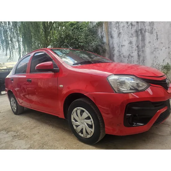 Toyota Etios 1.5 Sedan X