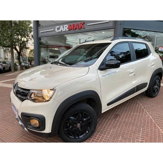 Renault Kwid 1.0 Iconic Outsider